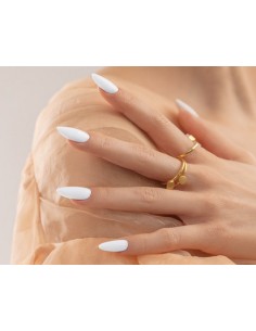 iQ Nail Polish 001 A Touch of White | Esmalte de larga duración | Valsant Stetics 2