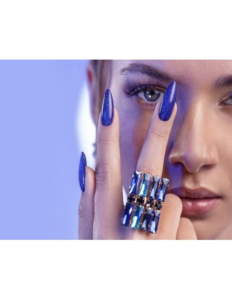 GEL POLISH 320 SAPPHIRE AVIOR  Esmalte Híbrido Azul Zafiro con Partículas Plateadas de Victoria Vynn