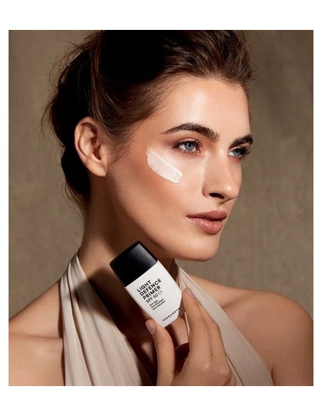 Light Defence Primer SPF50 EVAGARDEN  Protección y luminosidad | Valsant Stetics